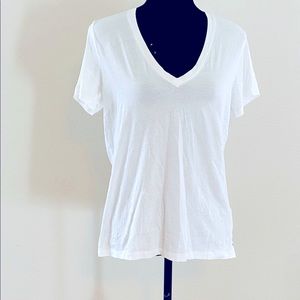5/$25! Victoria’s Secret White Tee
